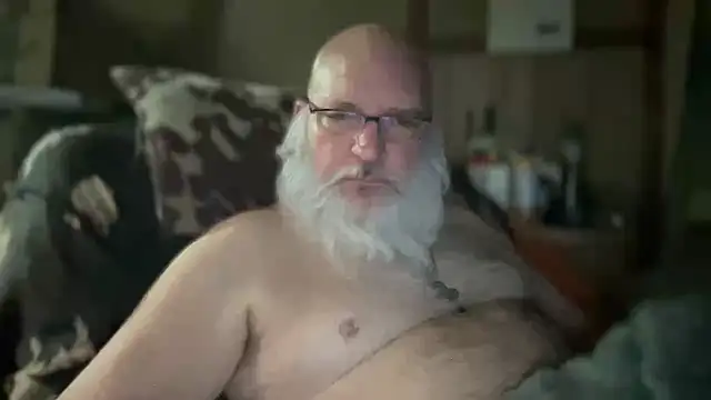 Snapshot of 44jon44 chatting on 11.22.25 44jon44 online show from 11.22.25