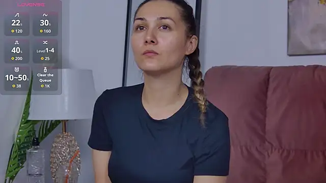 Snapshot of NicolLopeze chatting on 09.11.25 NicolLopeze online show from 09.11.25