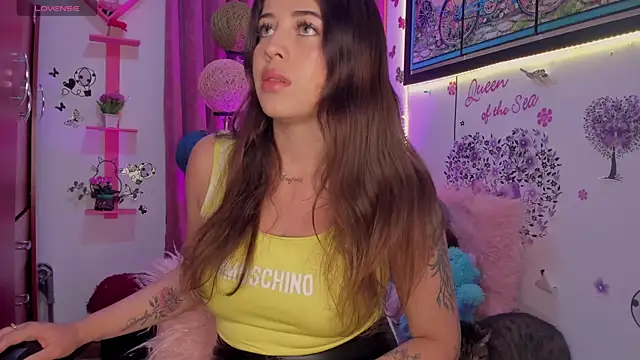 zoe kittylove online show from 12.18.24