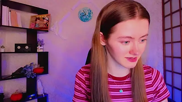 KateCuddle online show from 12.23.24