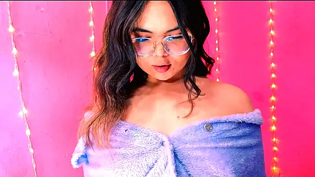 alaiia rosse online show from 12.20.25