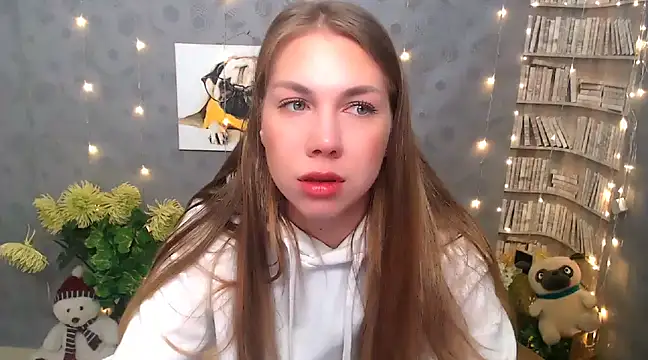 Snapshot of Sport_Tall_Doll chatting on 03.13.25 Sport Tall Doll online show from 03.13.25