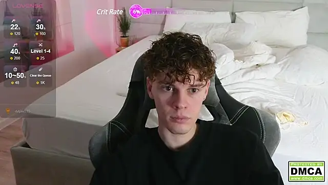 Snapshot of cute_thomas chatting on 01.13.25 cute thomas online show from 01.13.25