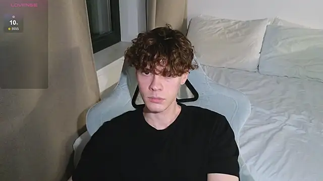 cute thomas online show from 05.30.26