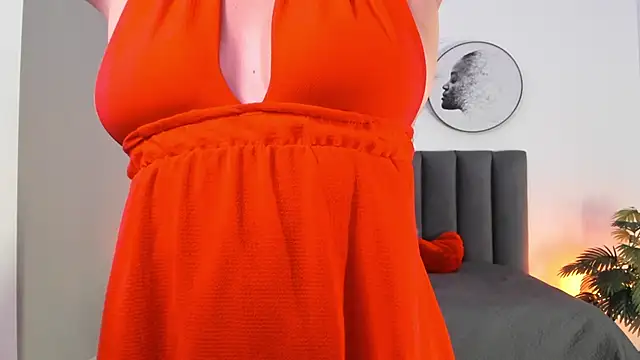 Snapshot of SaharaGarcia__ chatting on 03.07.25 SaharaGarcia online show from 03.07.25