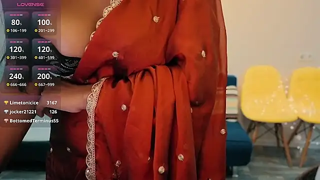 Snapshot of LushRitu chatting on 10.18.25 LushRitu online show from 10.18.25