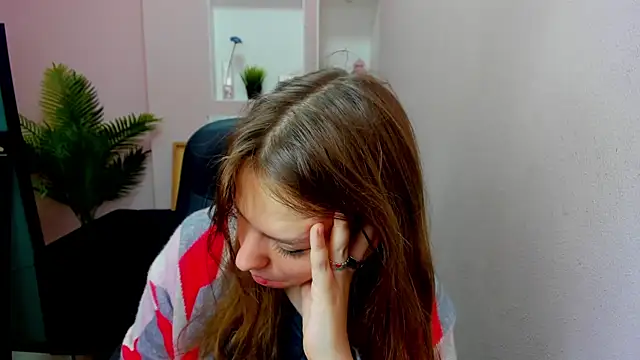 Persephoni online show from 09.12.25