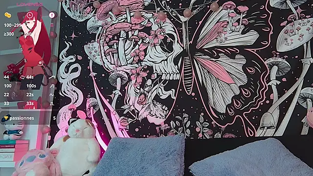 Snapshot of Saturn1a chatting on 03.11.25 Saturn1a online show from 03.11.25