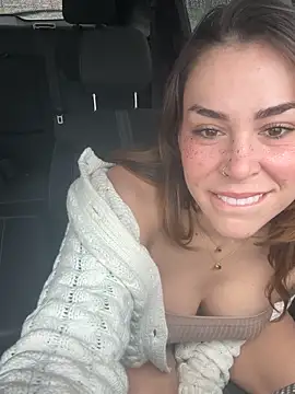 Snapshot of LeaGambit__ chatting on 02.19.26 LeaGambit online show from 02.19.26