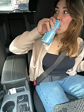 Snapshot of LeaGambit__ chatting on 02.20.26 LeaGambit online show from 02.20.26