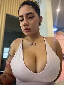 clarachanelricek online show from 03.20.26