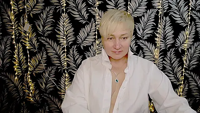 Olivia playful online show from 03.06.25