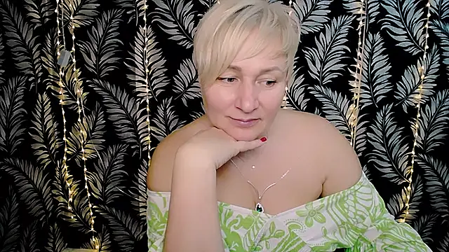 Olivia playful online show from 03.10.25