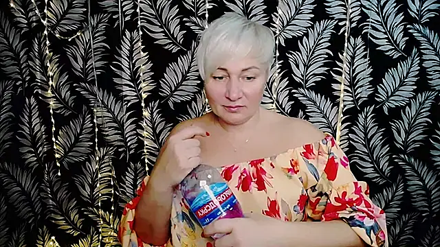 Olivia playful online show from 12.22.25