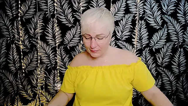 Olivia playful online show from 04.02.26