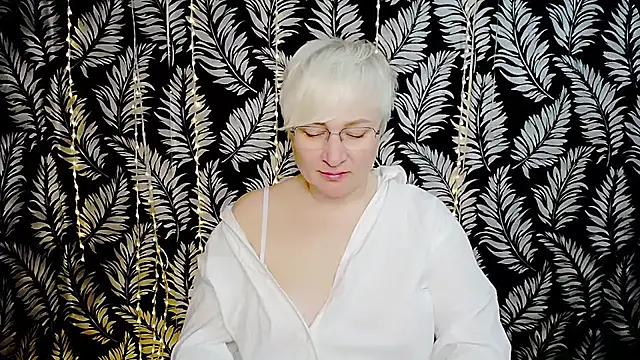 Olivia playful online show from 05.30.26