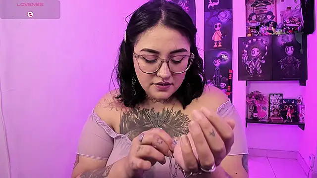  Ali Brinck  online show from 10.10.25