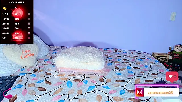 Julieth Rossi online show from 09.17.25