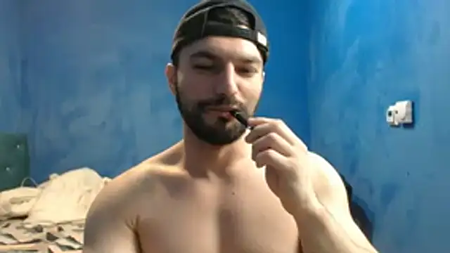 Snapshot of alex_blu chatting on 03.30.26 alex blu online show from 03.30.26