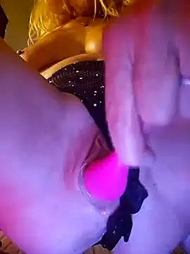 sexynini83 online show from 12.27.24