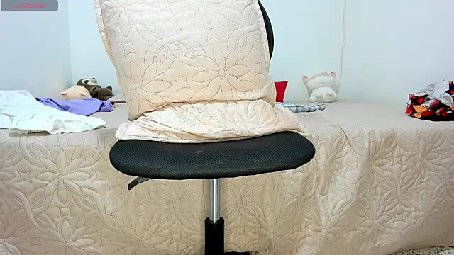 santhi lee online show from 04.04.26