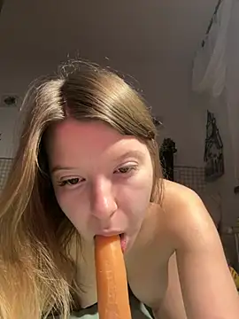 kimczii online show from 02.24.26