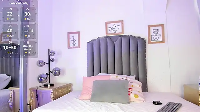 Vega   16 online show from 04.11.26