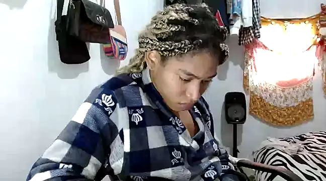 angelamarie1 online show from 02.11.25