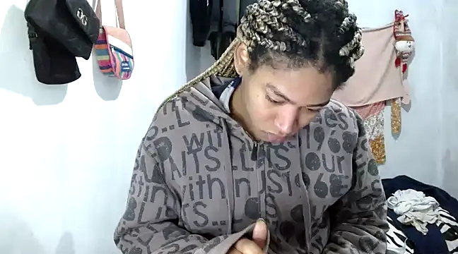 angelamarie1 online show from 02.14.25