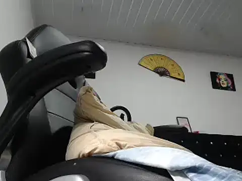 pamelabigcock69 online show from 04.15.26