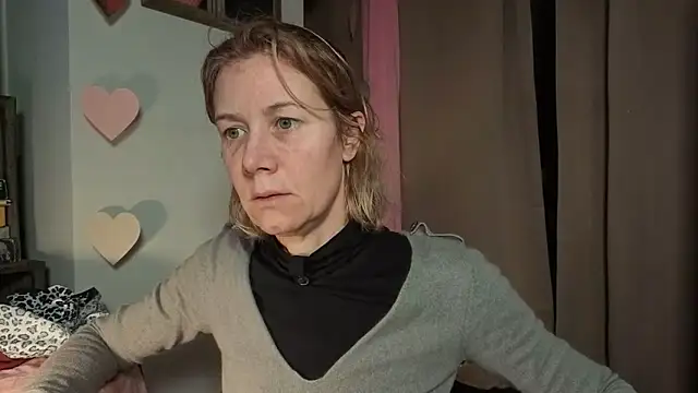 Snapshot of Lola_Belgium chatting on 03.01.26 Lola Belgium online show from 03.01.26