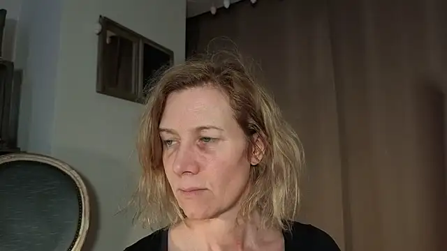 Lola Belgium online show from 04.01.26