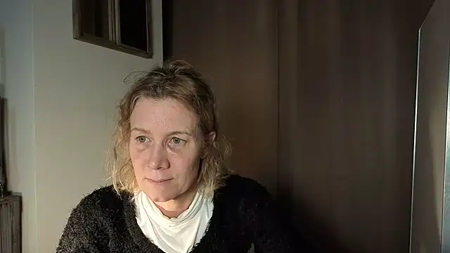 Lola Belgium online show from 04.08.26