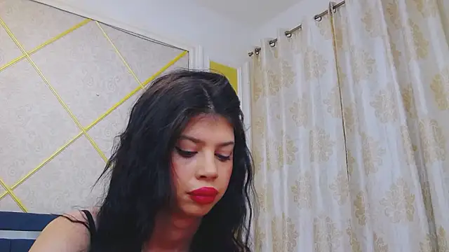 Sierra Halle online show from 02.20.26