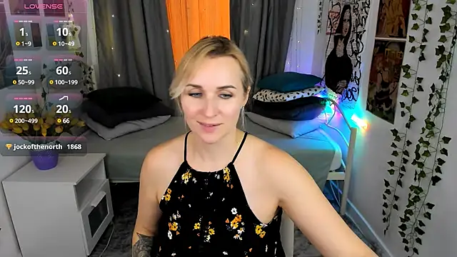 Karinella x online show from 03.03.25