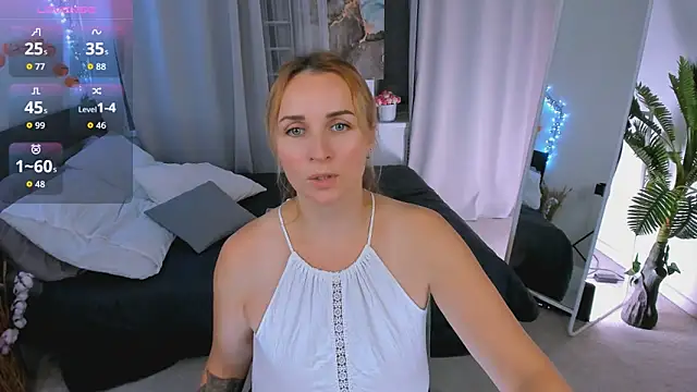 Karinella x online show from 10.22.25