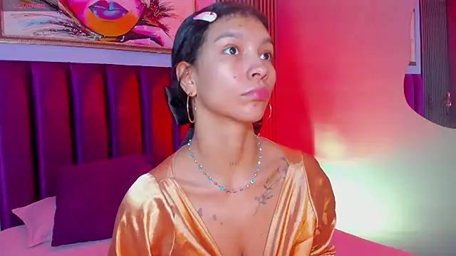 LauraAristizabal online show from 12.03.25