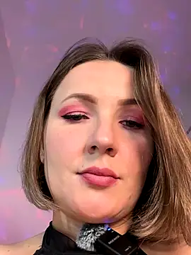 Snapshot of MaryJay_ chatting on 10.10.25 MaryJay online show from 10.10.25