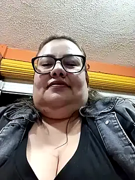 Snapshot of foxbell_lt chatting on 12.22.24 foxbell lt online show from 12.22.24