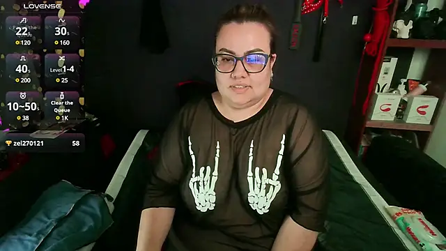 Snapshot of foxbell_lt chatting on 12.29.24 foxbell lt online show from 12.29.24