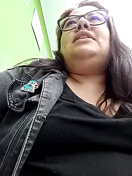 Snapshot of foxbell_lt chatting on 02.12.25 foxbell lt online show from 02.12.25