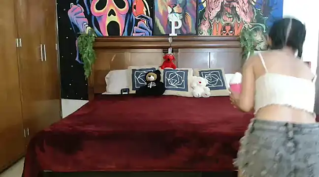 MINI Petite online show from 01.31.25