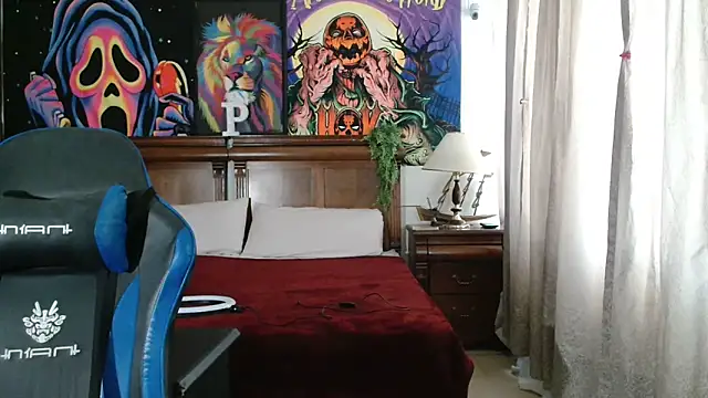 MINI Petite online show from 02.12.25