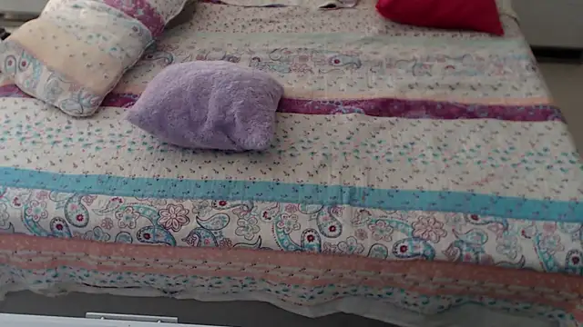 Snapshot of X6uldv8xdollxxx chatting on 11.05.25 X6uldv8xdollxxx online show from 11.05.25