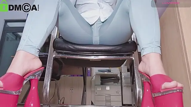 Sime Naughty online show from 09.27.25