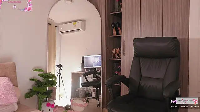 KAREN17 online show from 01.17.26