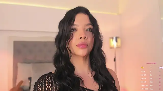 Snapshot of sarah_hiill chatting on 01.18.25 sarah hiill online show from 01.18.25