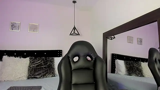 CeliWoods online show from 09.24.25