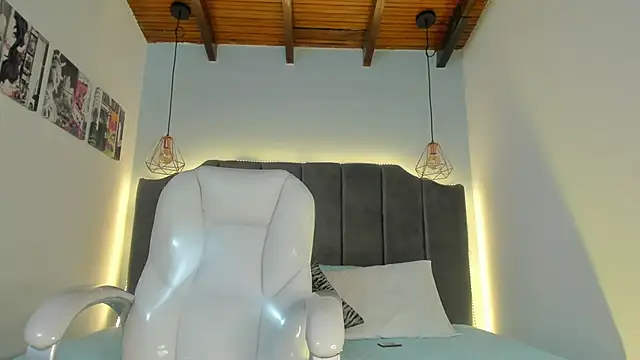 Stefhanyblow online show from 02.23.25