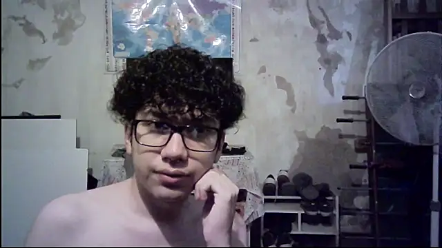 Snapshot of Emv2 chatting on 02.25.26 Emv2 online show from 02.25.26